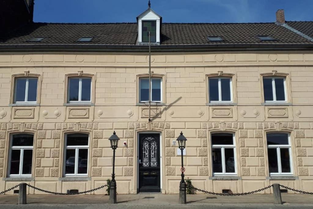 Authentic Stays - 5P-Apartment Eijsden Luaran gambar